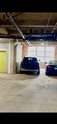 1735 N Paulina Street 212, Chicago, IL 60622