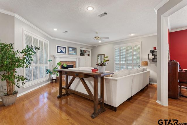 1707 Picadilly Pl, Tyler, TX 75703