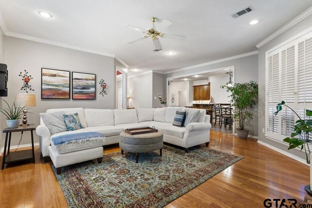 1707 Picadilly Pl, Tyler, TX 75703