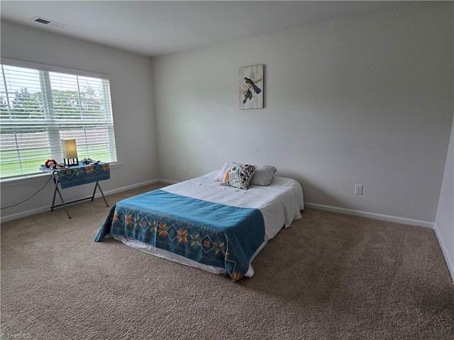 202 Alamos Avenue, Lexington, NC 27295