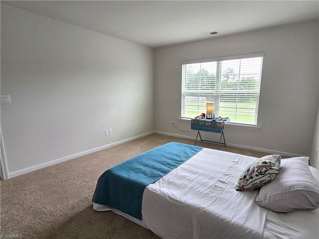 202 Alamos Avenue, Lexington, NC 27295