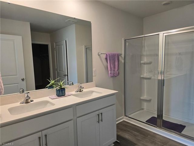 202 Alamos Avenue, Lexington, NC 27295