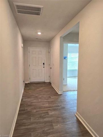 202 Alamos Avenue, Lexington, NC 27295