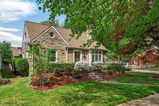 4033 Hycliffe Ave, Louisville, KY 40207