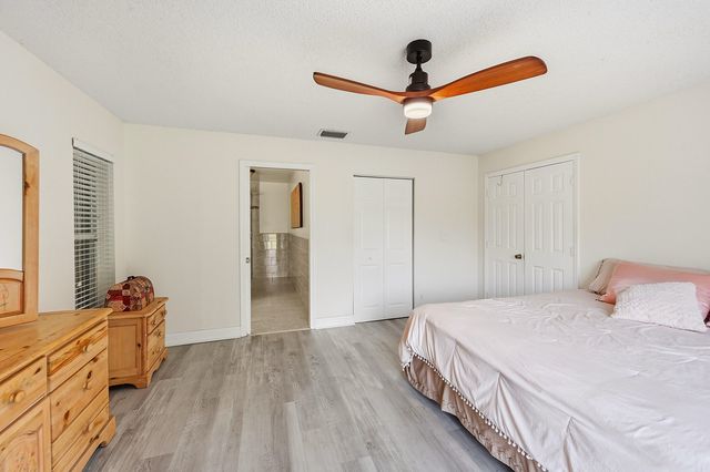 12445 SW 7th Place, Davie, FL 33325