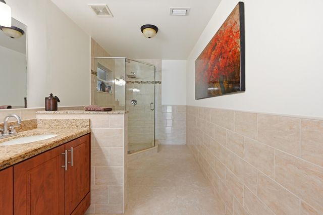 12445 SW 7th Place, Davie, FL 33325