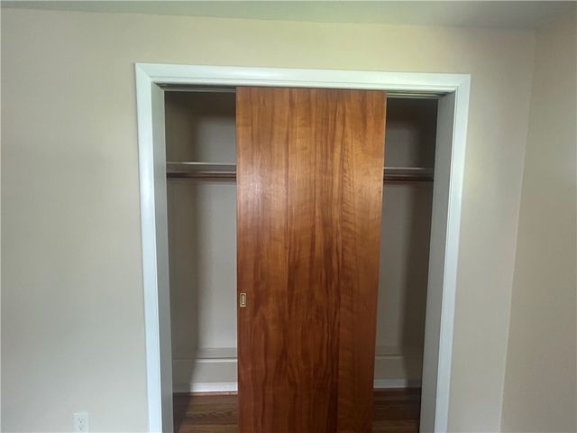 99 Howedale Drive, Greece, NY 14616