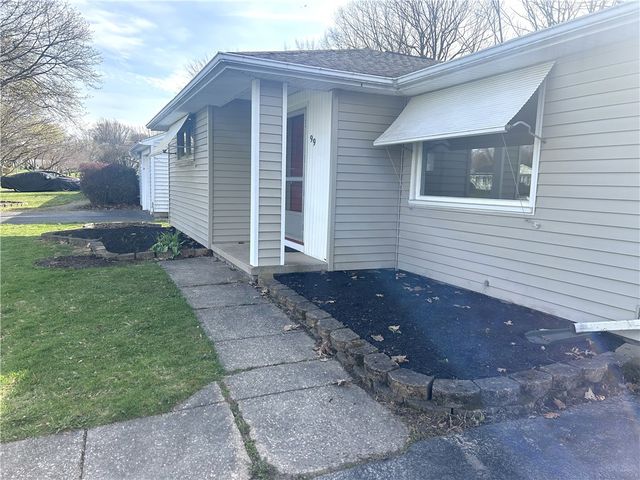 99 Howedale Drive, Greece, NY 14616