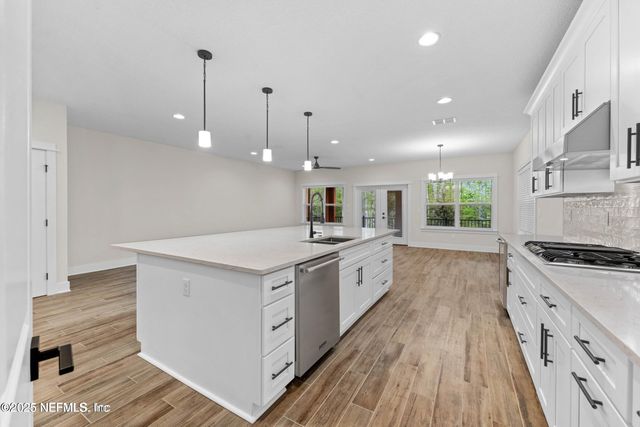 8861 AMALFI Court, Jacksonville, FL 32217