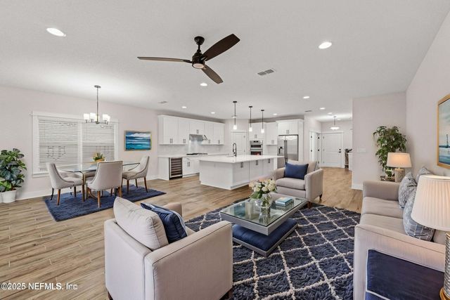 8861 AMALFI Court, Jacksonville, FL 32217