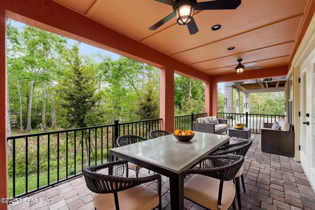 8861 AMALFI Court, Jacksonville, FL 32217