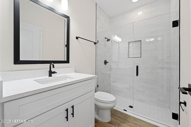 8861 AMALFI Court, Jacksonville, FL 32217