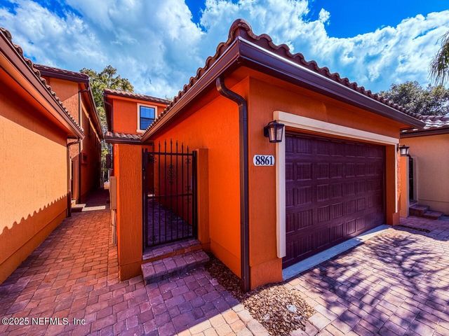 8861 AMALFI Court, Jacksonville, FL 32217