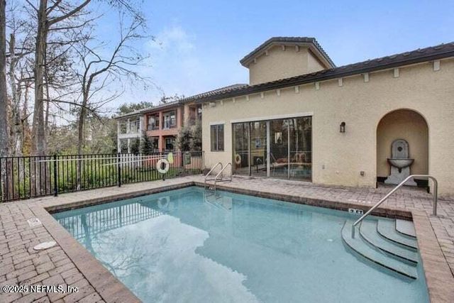 8861 AMALFI Court, Jacksonville, FL 32217