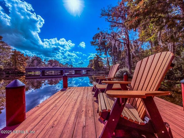 8861 AMALFI Court, Jacksonville, FL 32217