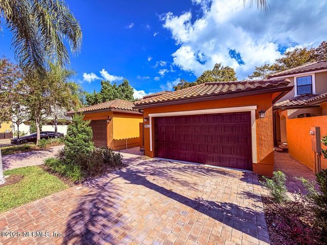 8861 AMALFI Court, Jacksonville, FL 32217