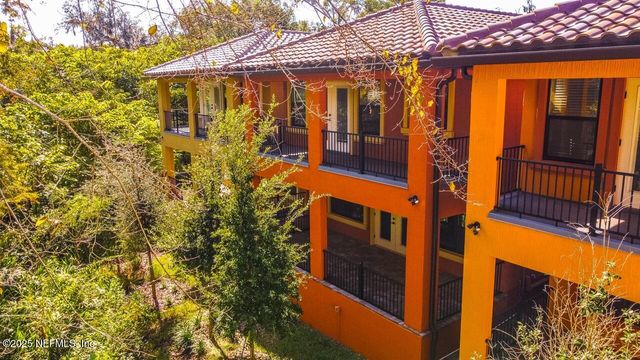 8861 AMALFI Court, Jacksonville, FL 32217