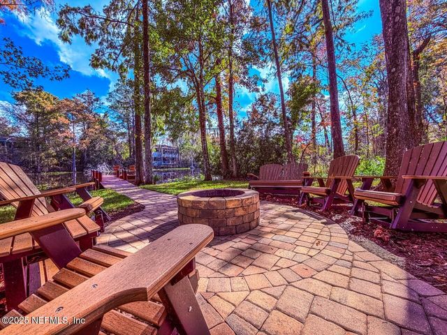 8861 AMALFI Court, Jacksonville, FL 32217