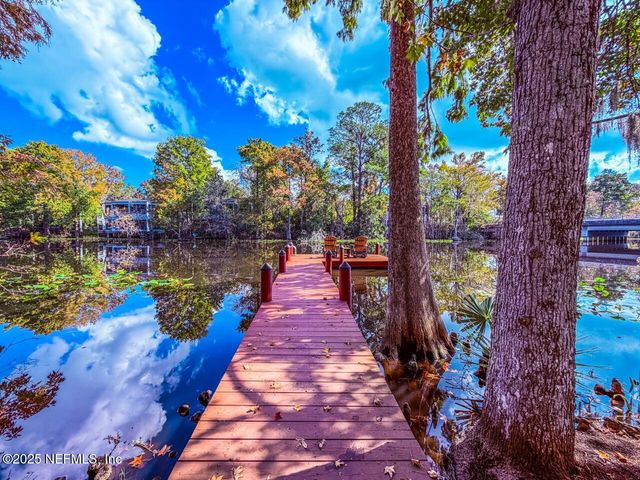 8861 AMALFI Court, Jacksonville, FL 32217