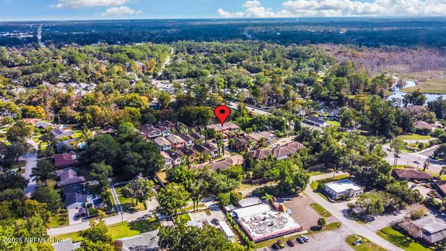 8861 AMALFI Court, Jacksonville, FL 32217