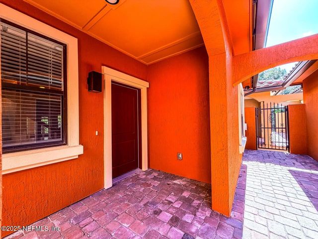 8861 AMALFI Court, Jacksonville, FL 32217