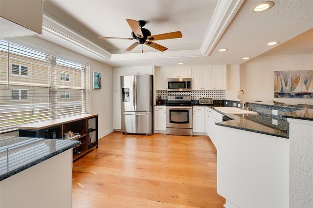 1101 PINELLAS BAYWAY S 206, Tierra Verde, FL 33715