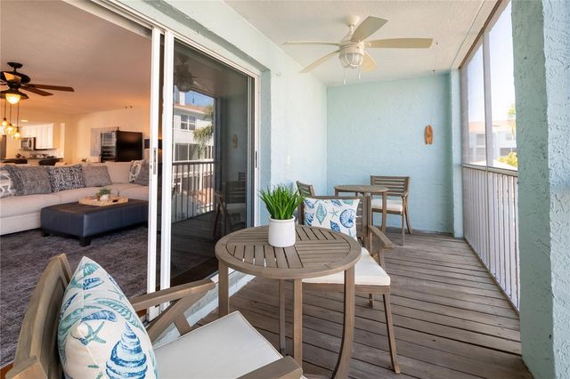 1101 PINELLAS BAYWAY S 206, Tierra Verde, FL 33715