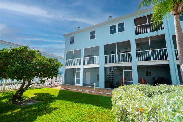 1101 PINELLAS BAYWAY S 206, Tierra Verde, FL 33715