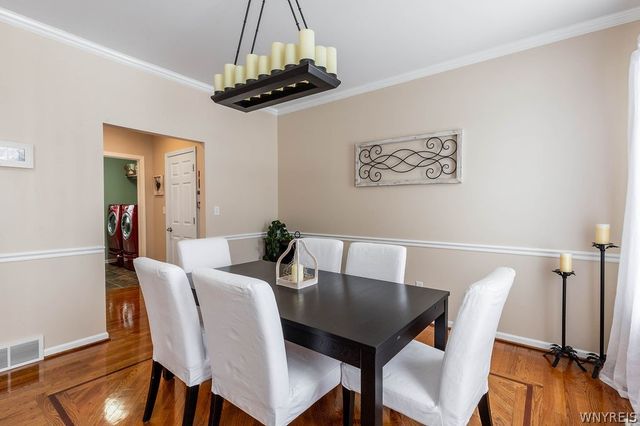 202 Woodstream Drive, Grand Island, NY 14072