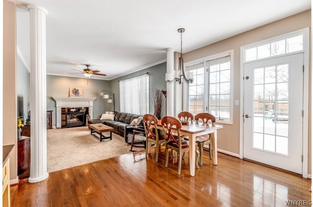 202 Woodstream Drive, Grand Island, NY 14072