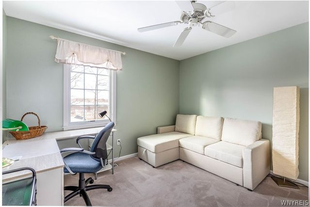 202 Woodstream Drive, Grand Island, NY 14072