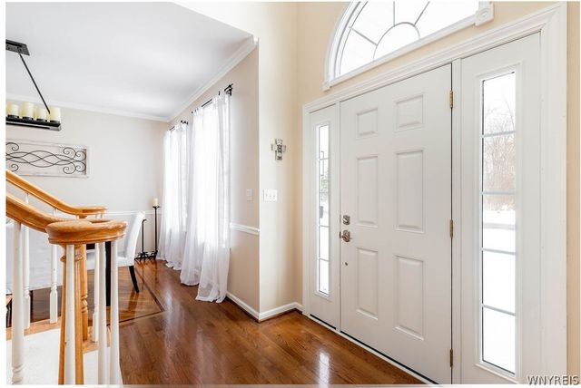 202 Woodstream Drive, Grand Island, NY 14072