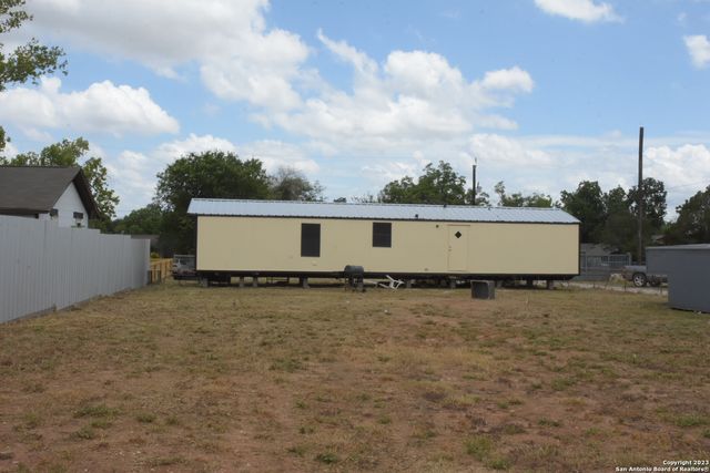 7233 PALM PARK BLVD, San Antonio, TX 78223