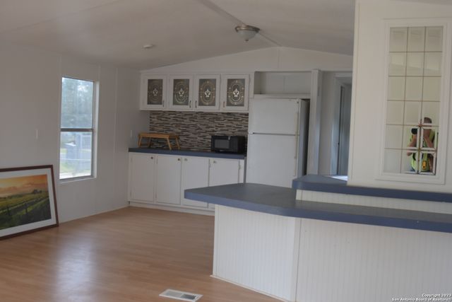 7233 PALM PARK BLVD, San Antonio, TX 78223