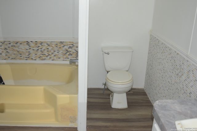 7233 PALM PARK BLVD, San Antonio, TX 78223