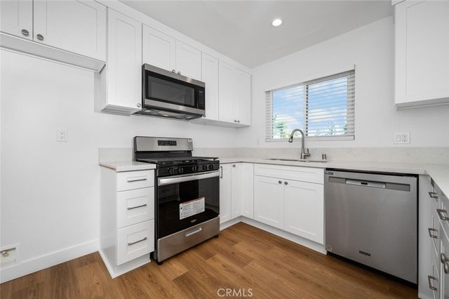 2620 W Aurora 4, Santa Ana, CA 92704