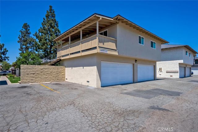 2620 W Aurora 4, Santa Ana, CA 92704