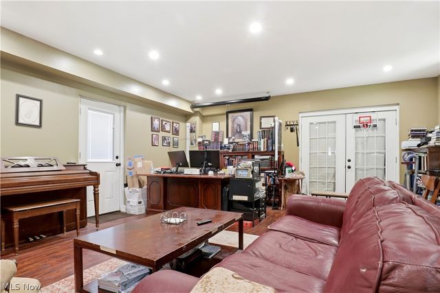 14455 E Carroll Boulevard, University Heights, OH 44118