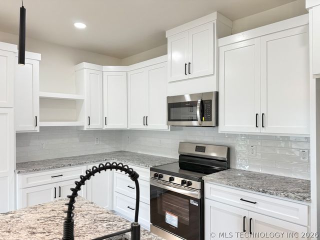 3730 W 42nd Place, Tulsa, OK 74107