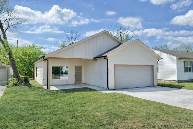 3730 W 42nd Place, Tulsa, OK 74107