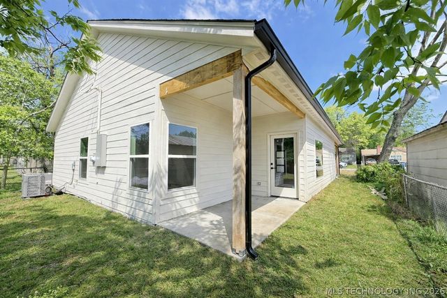 3730 W 42nd Place, Tulsa, OK 74107