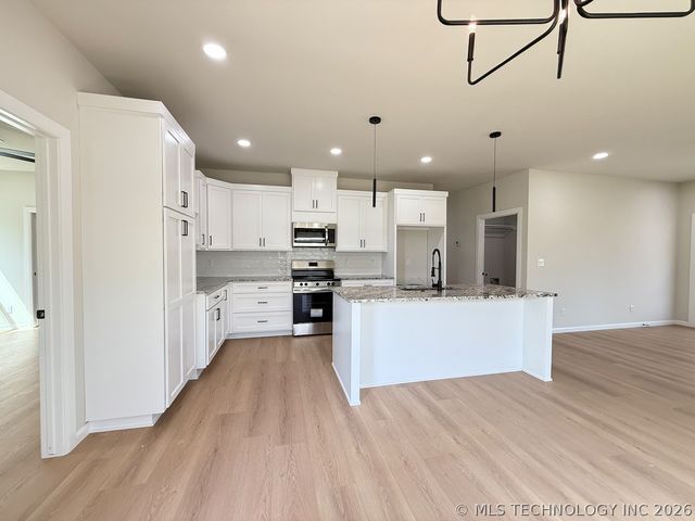 3730 W 42nd Place, Tulsa, OK 74107