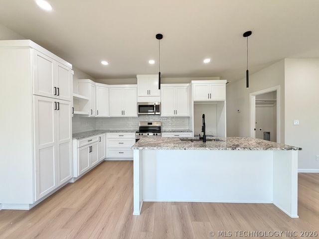 3730 W 42nd Place, Tulsa, OK 74107