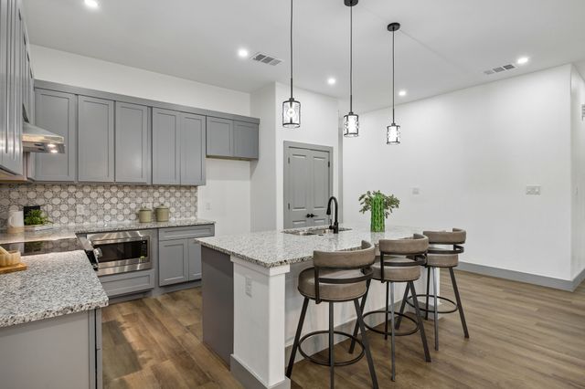 317 Kapuna Drive, Tool, TX 75143