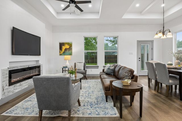317 Kapuna Drive, Tool, TX 75143