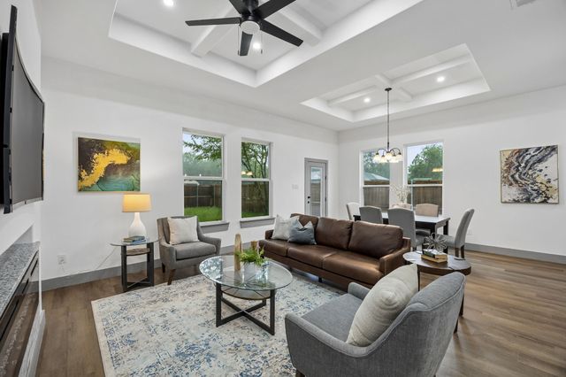 317 Kapuna Drive, Tool, TX 75143
