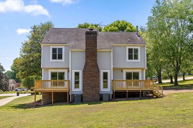 7709 Diamondhead Dr, Ooltewah, TN 37363