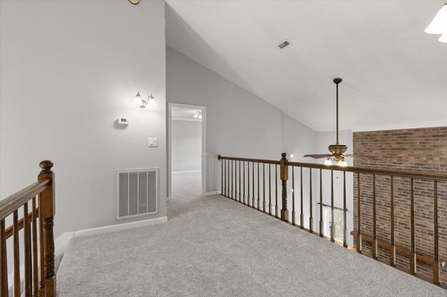 7709 Diamondhead Dr, Ooltewah, TN 37363