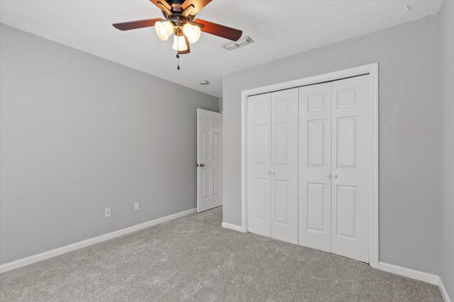 7709 Diamondhead Dr, Ooltewah, TN 37363