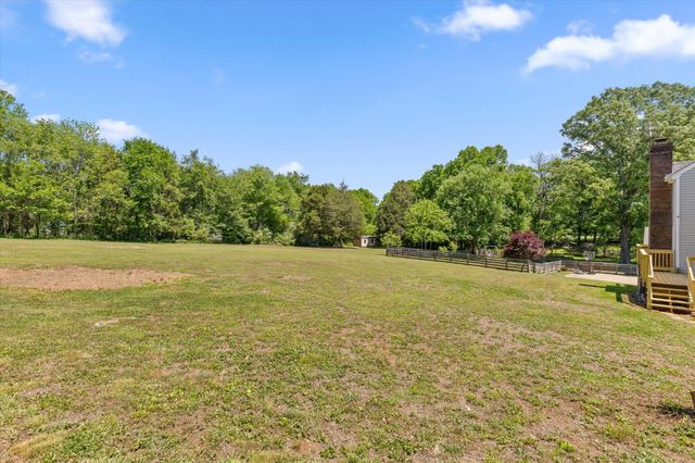 7709 Diamondhead Dr, Ooltewah, TN 37363